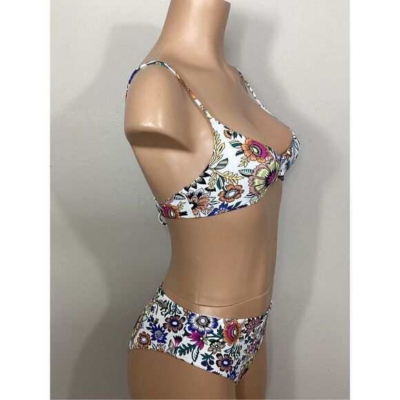 New O’Neill floral hi waisted bikini set. XS-top/S-bottom. Retails $119 - Picture 4 of 15
